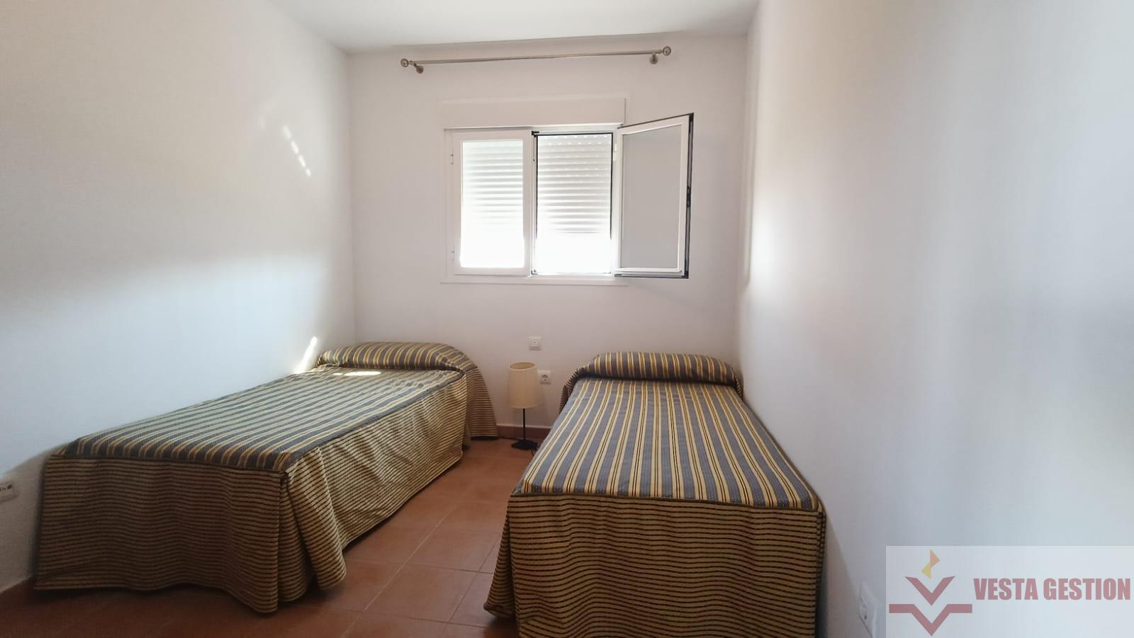 For rent of chalet in Chiclana de la Frontera