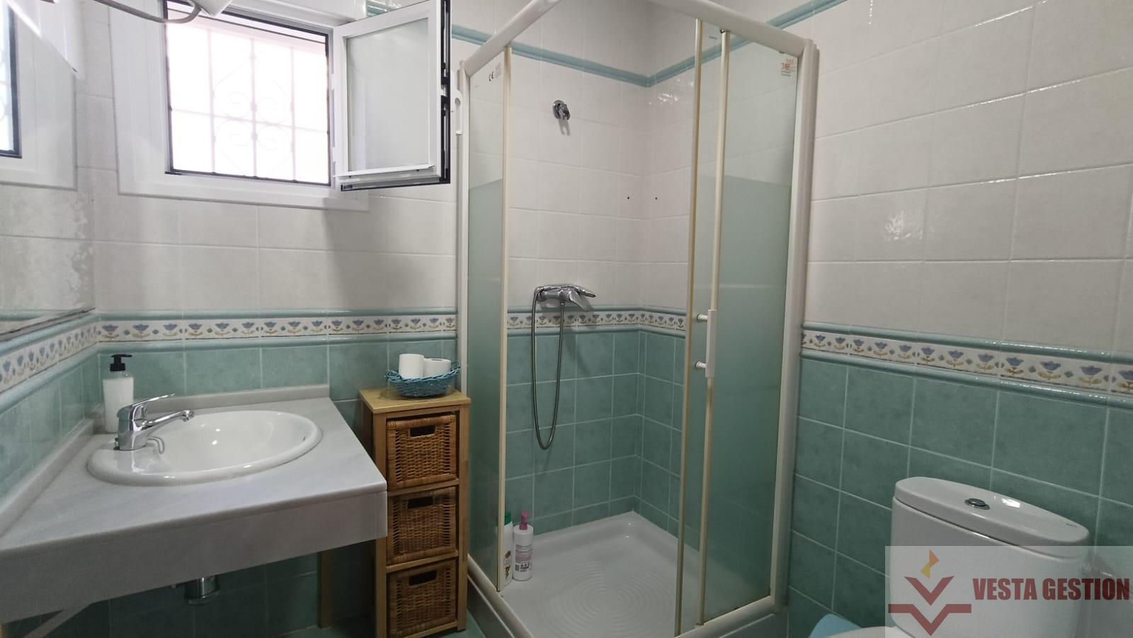 For rent of chalet in Chiclana de la Frontera