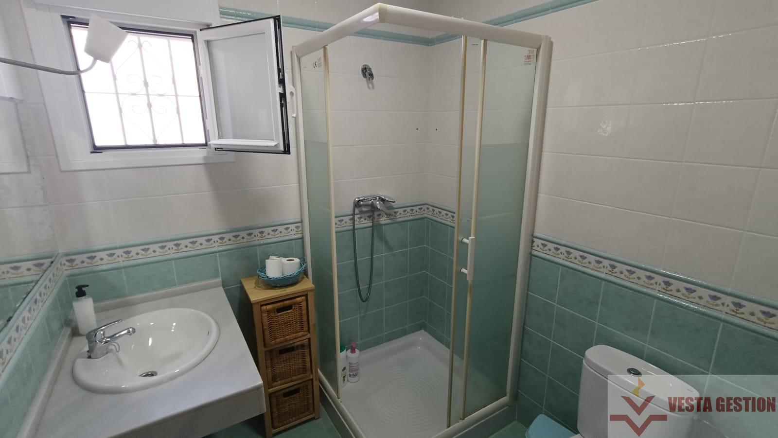 For rent of chalet in Chiclana de la Frontera