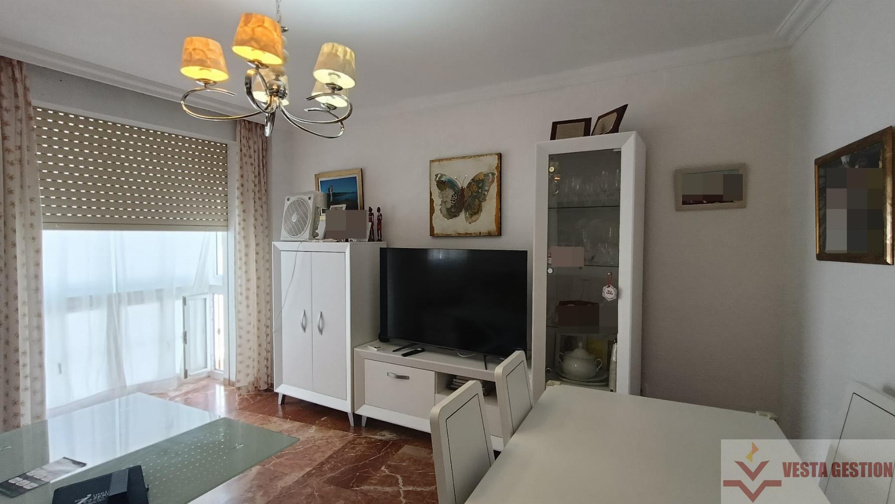 For sale of flat in San Fernando