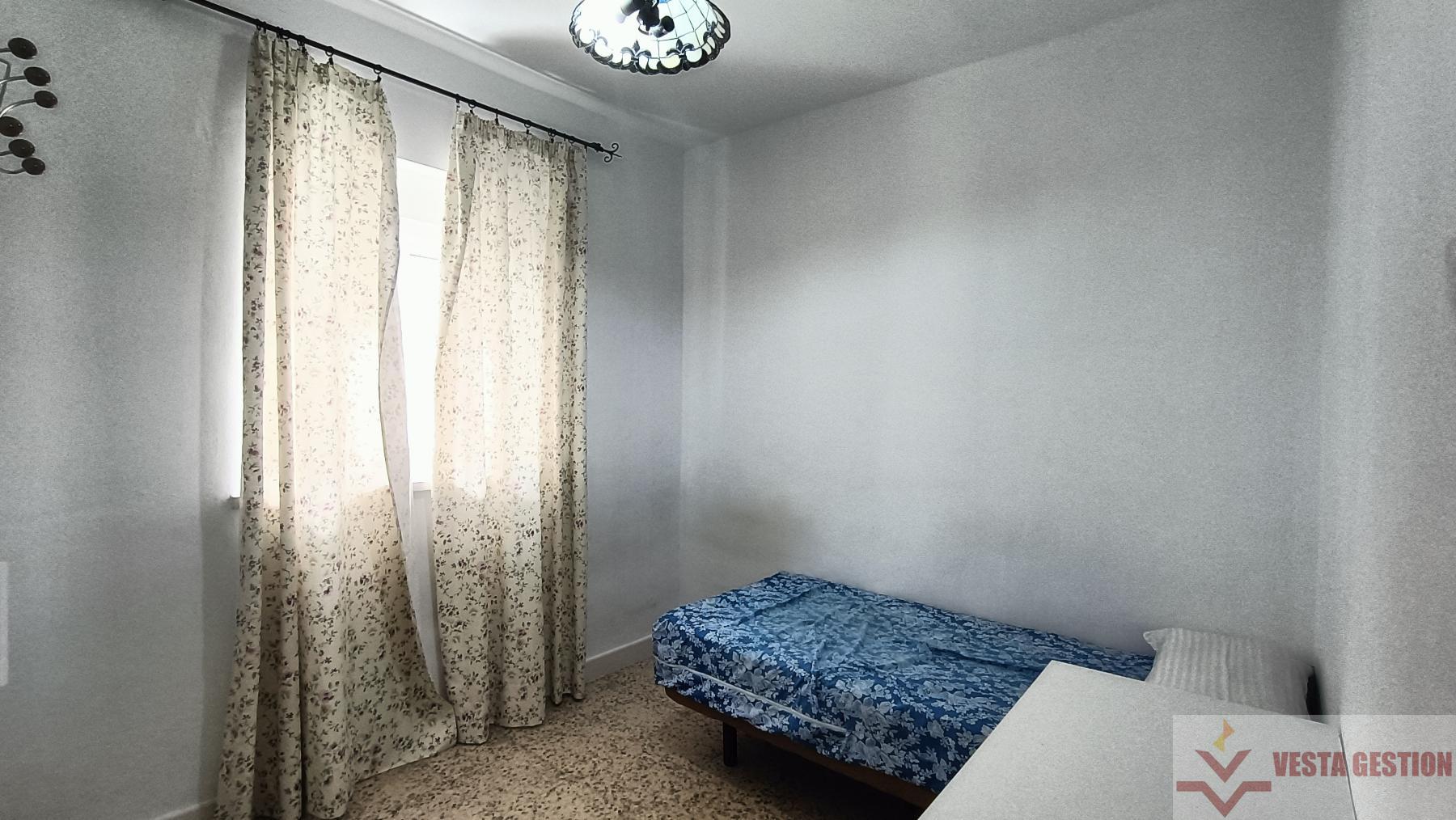 For sale of flat in San Fernando