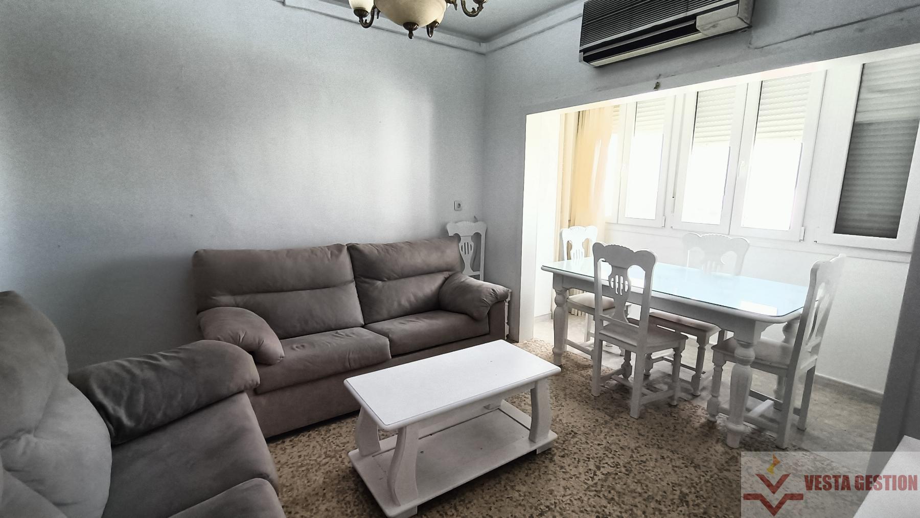 For sale of flat in San Fernando
