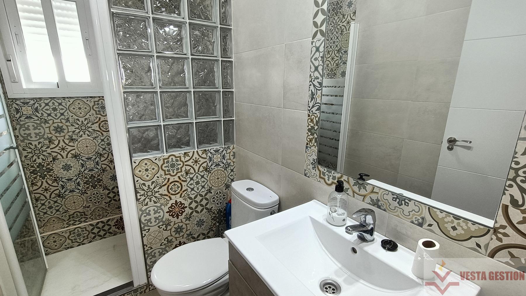 For sale of flat in San Fernando