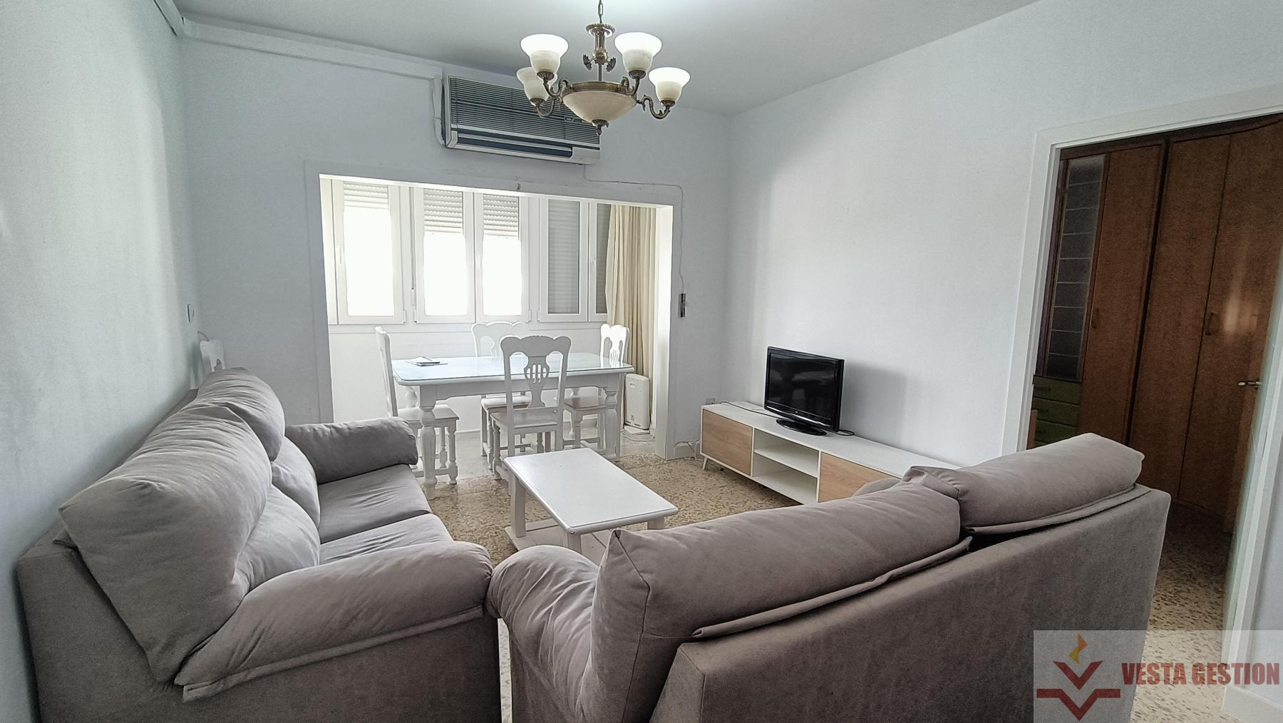 For sale of flat in San Fernando
