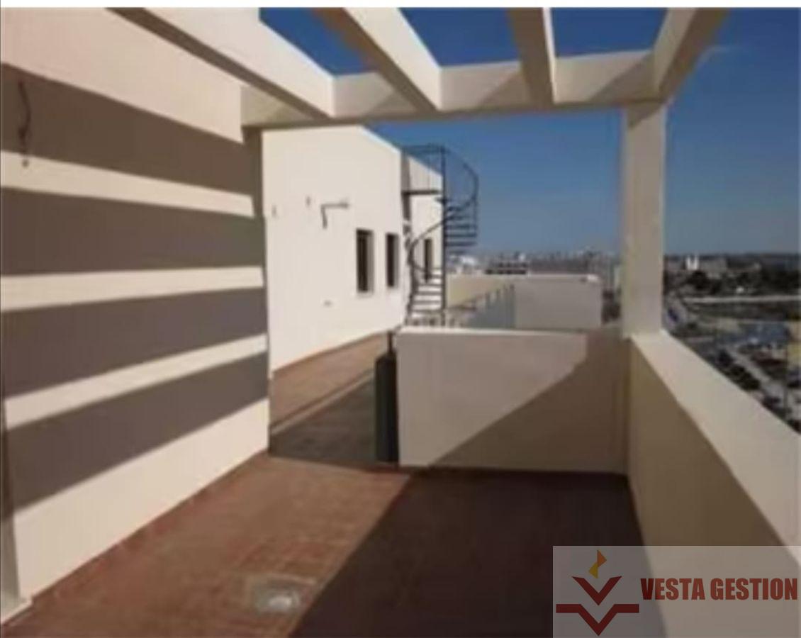 For rent of penthouse in San Fernando