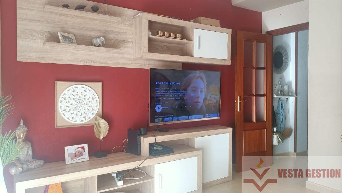 For sale of house in San Fernando