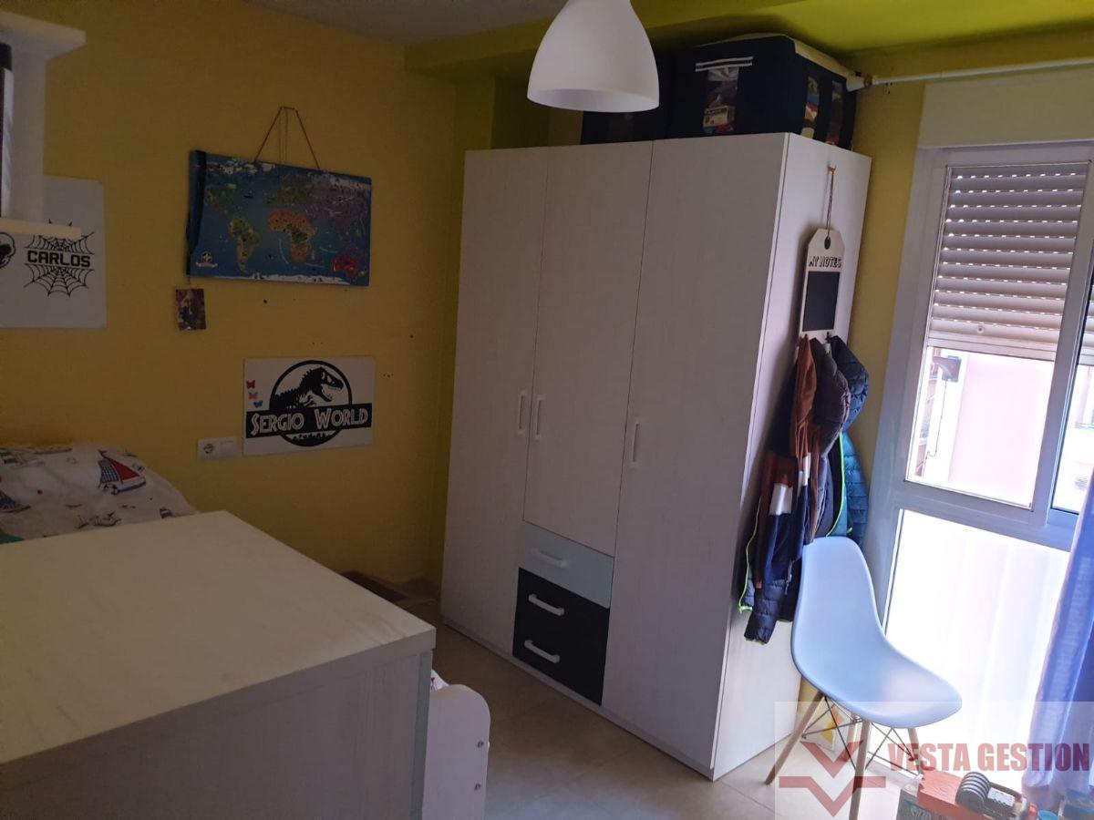 For sale of house in San Fernando