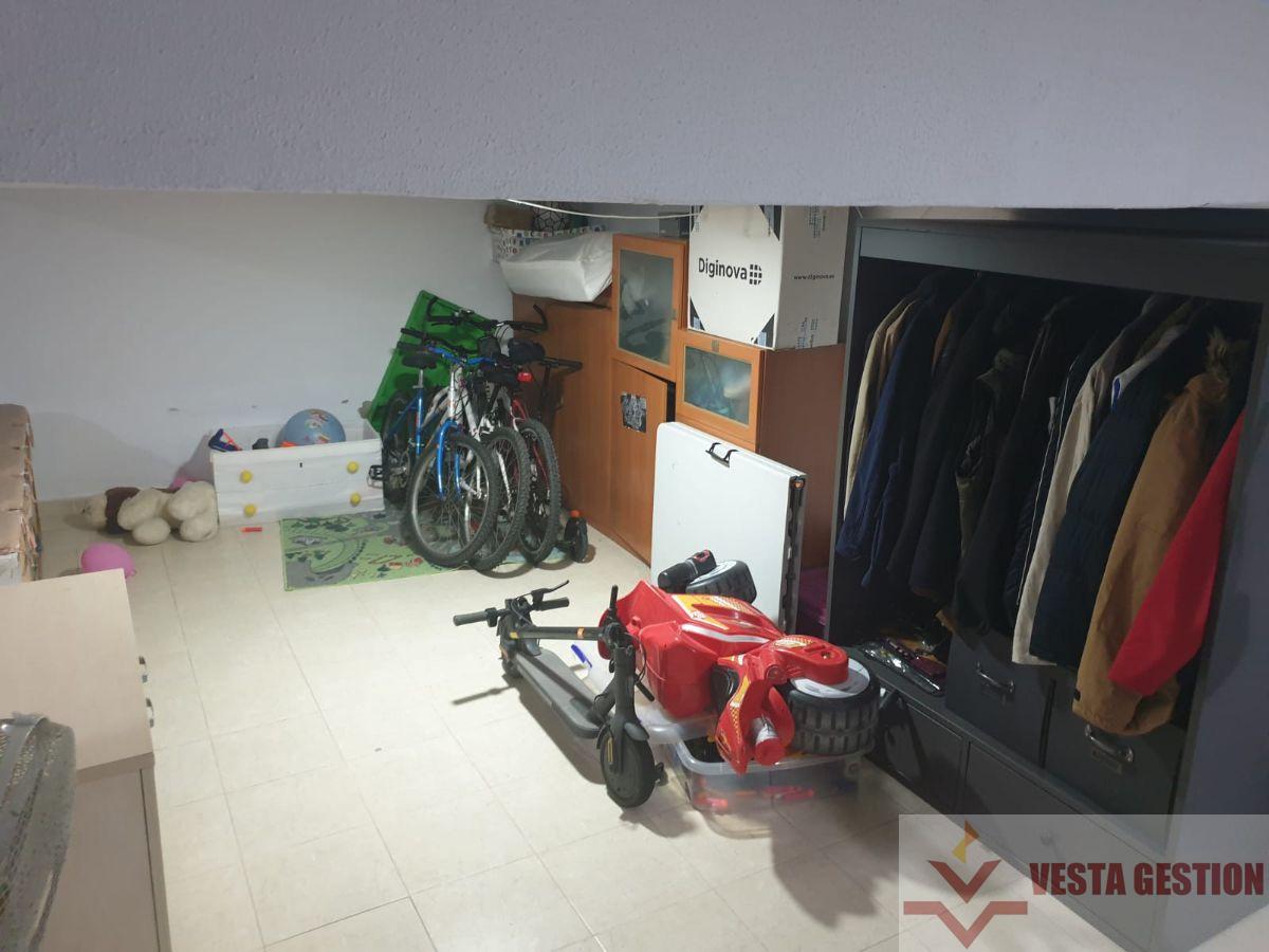 For sale of house in San Fernando