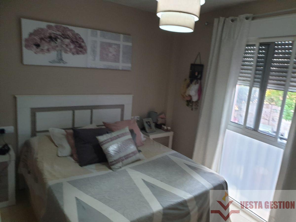 For sale of house in San Fernando