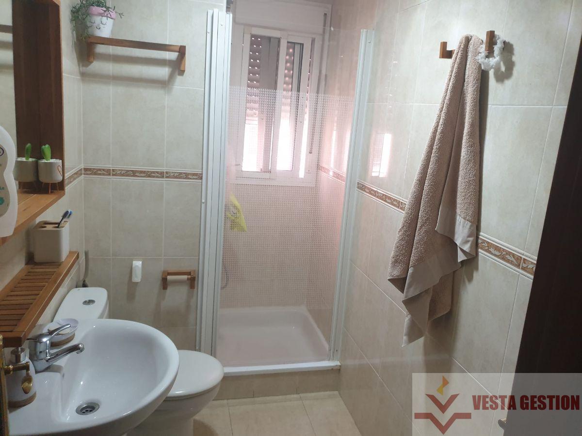 For sale of house in San Fernando