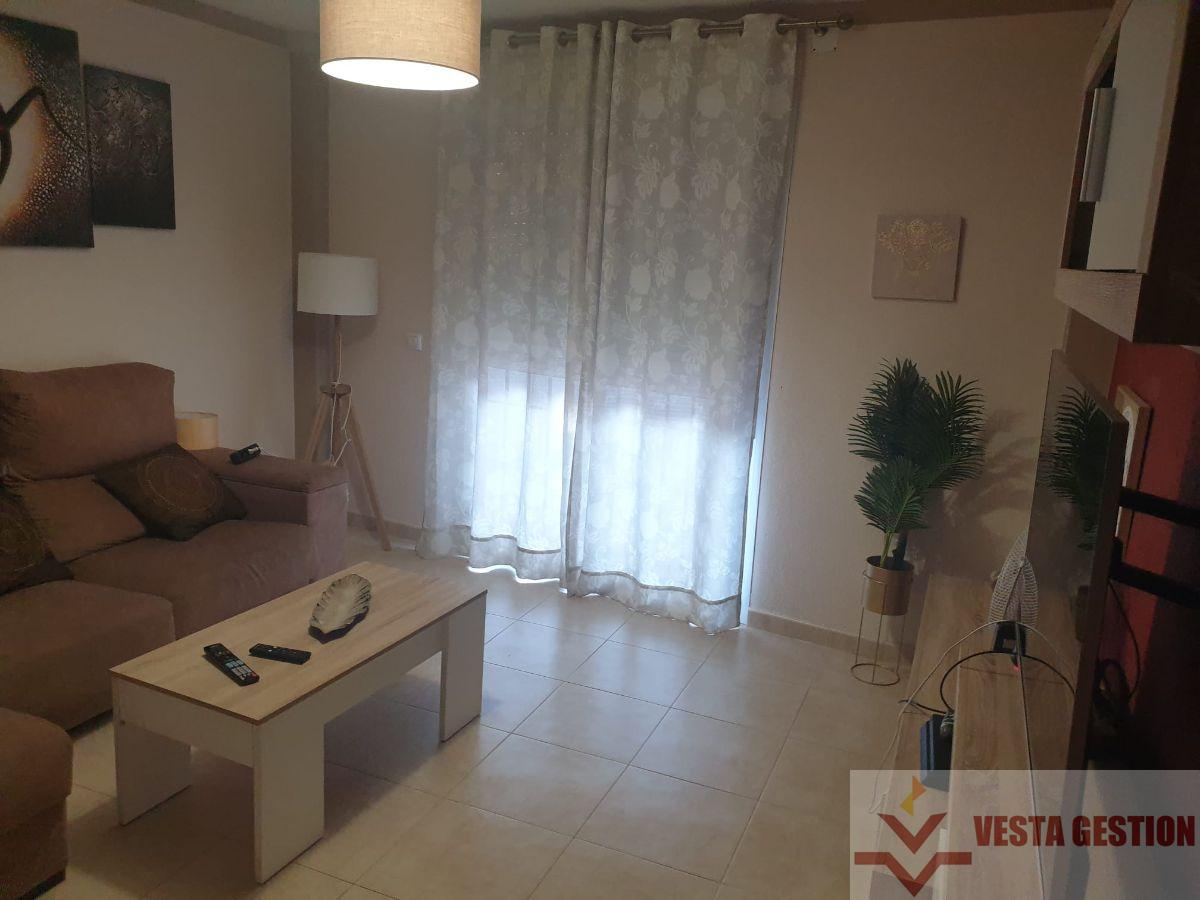 For sale of house in San Fernando