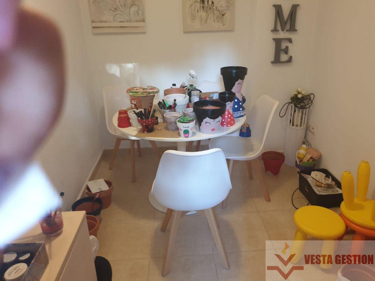 For sale of house in San Fernando