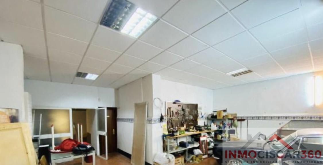 For rent of commercial in Valencia