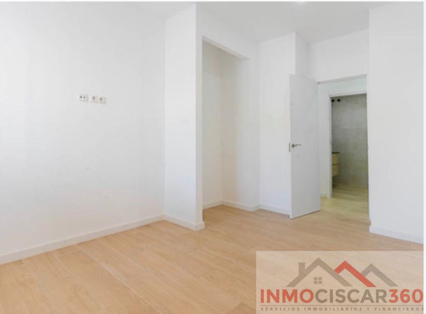 For sale of ground floor in Valencia