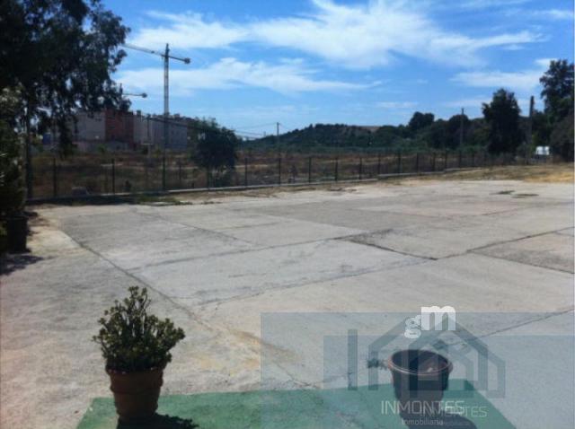 For sale of land in Gelves