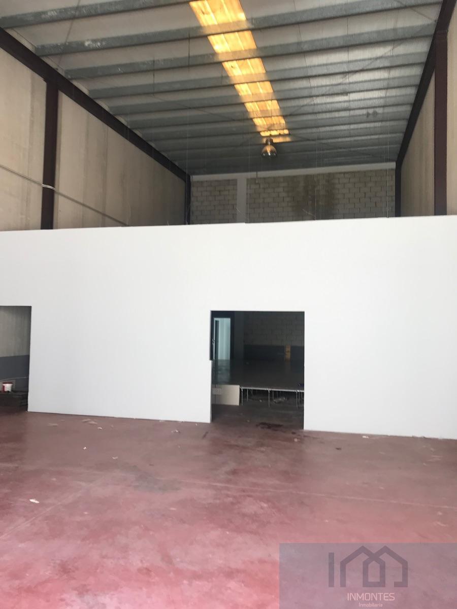 For rent of industrial plant/warehouse in Gelves