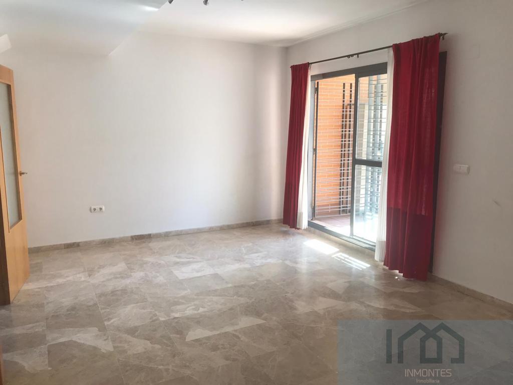 Venta de casa en Mairena del Aljarafe