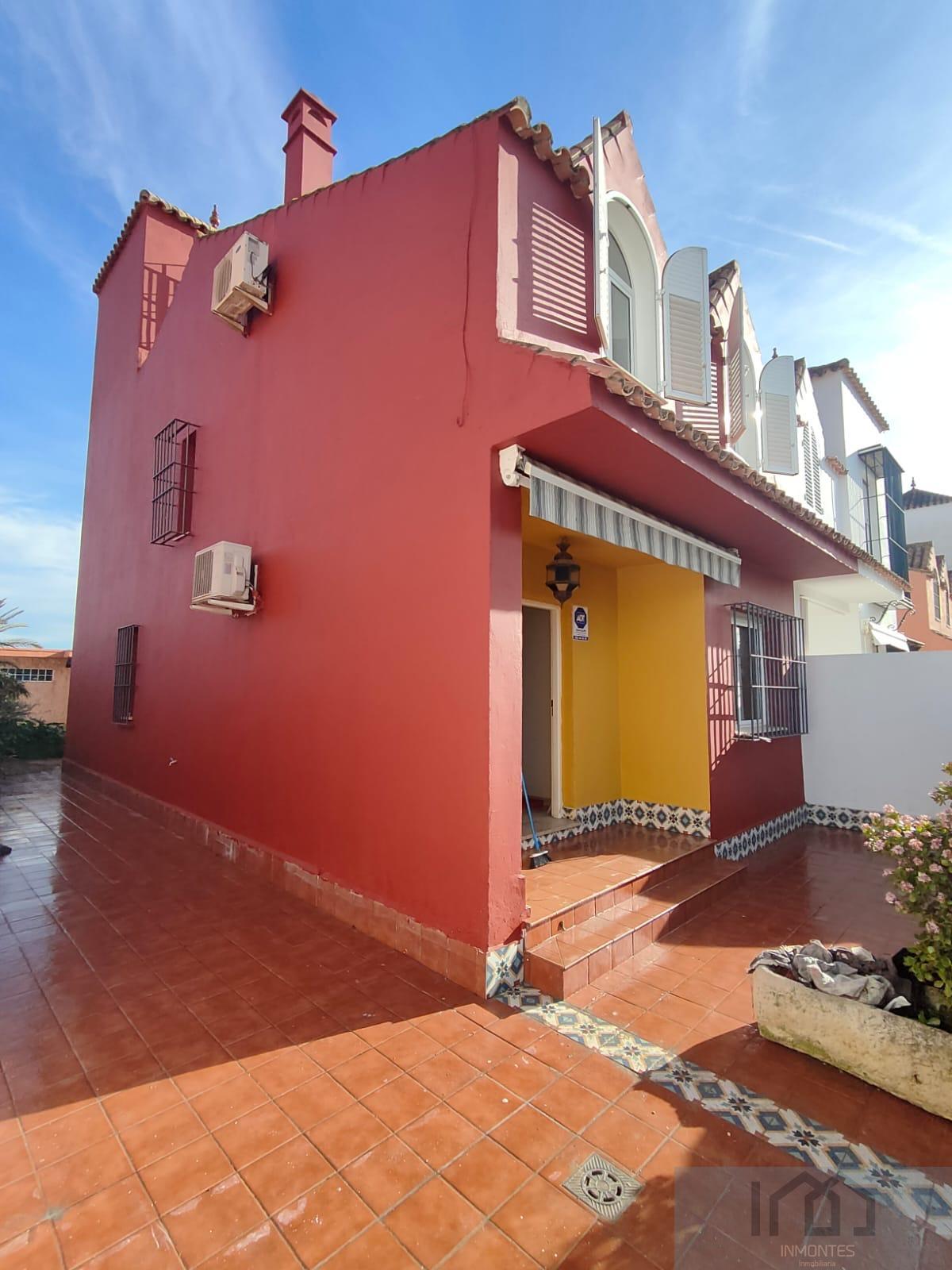 Venta de chalet en Gines