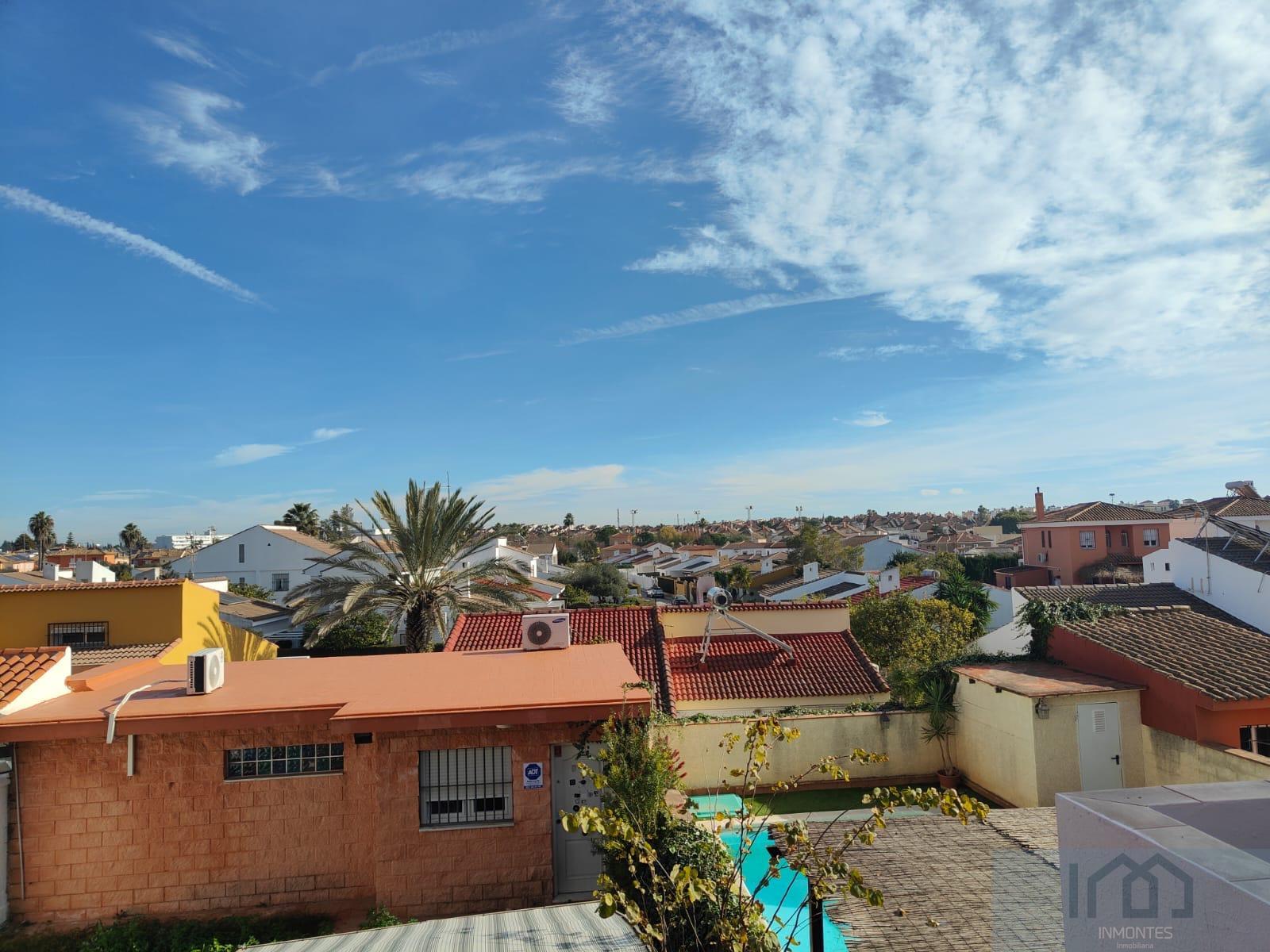 Venta de chalet en Gines