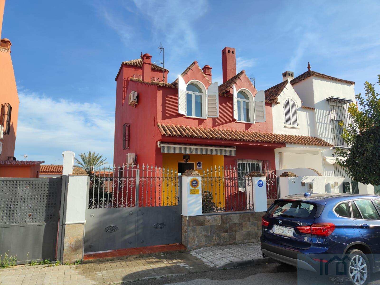 Venta de chalet en Gines