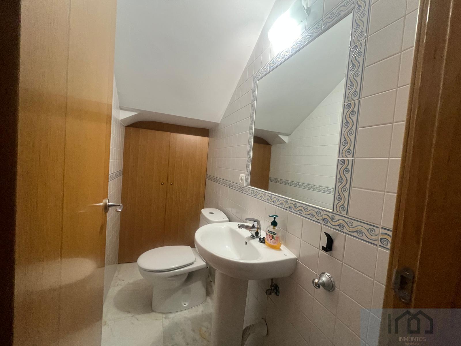 For sale of house in Espartinas