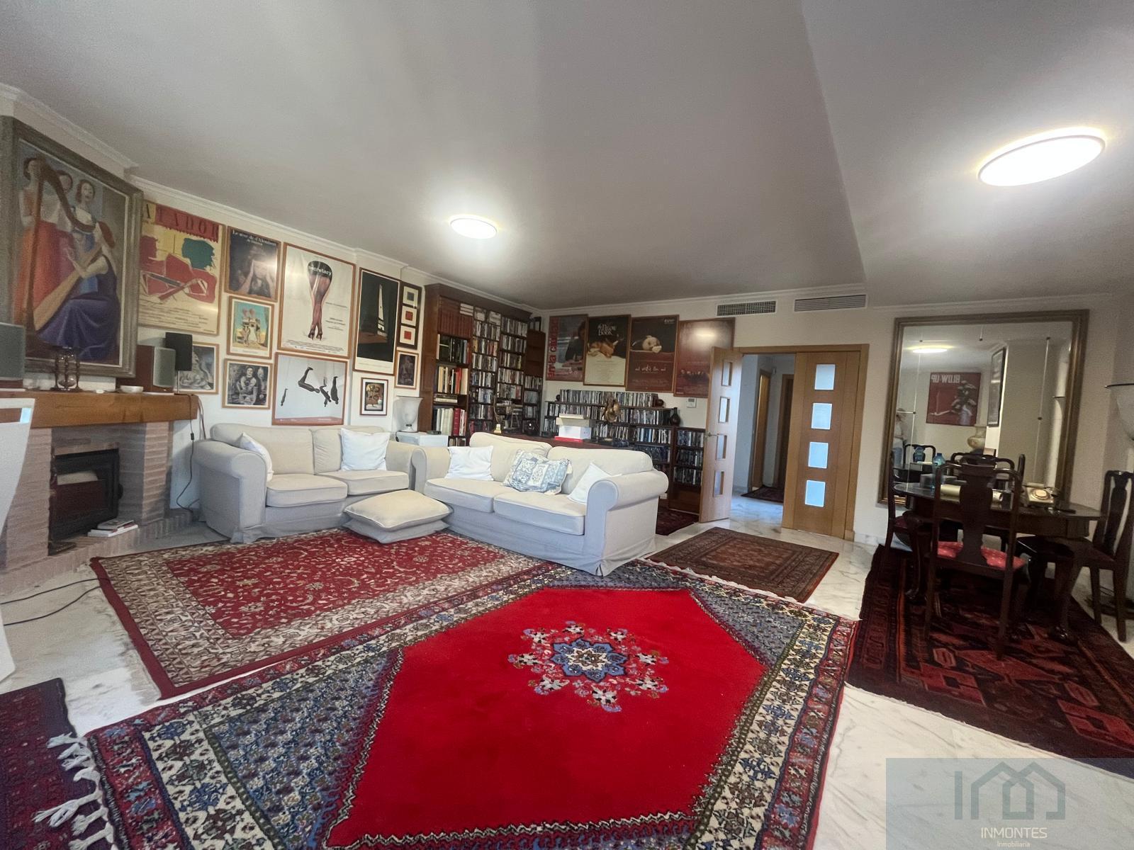For sale of house in Espartinas