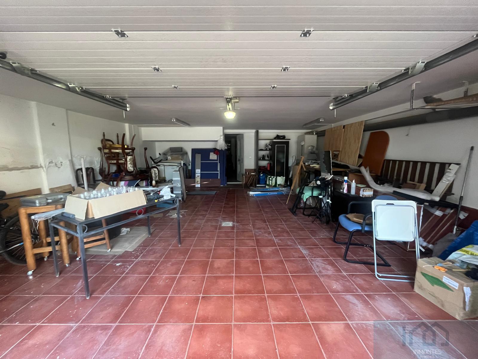 For sale of house in Espartinas