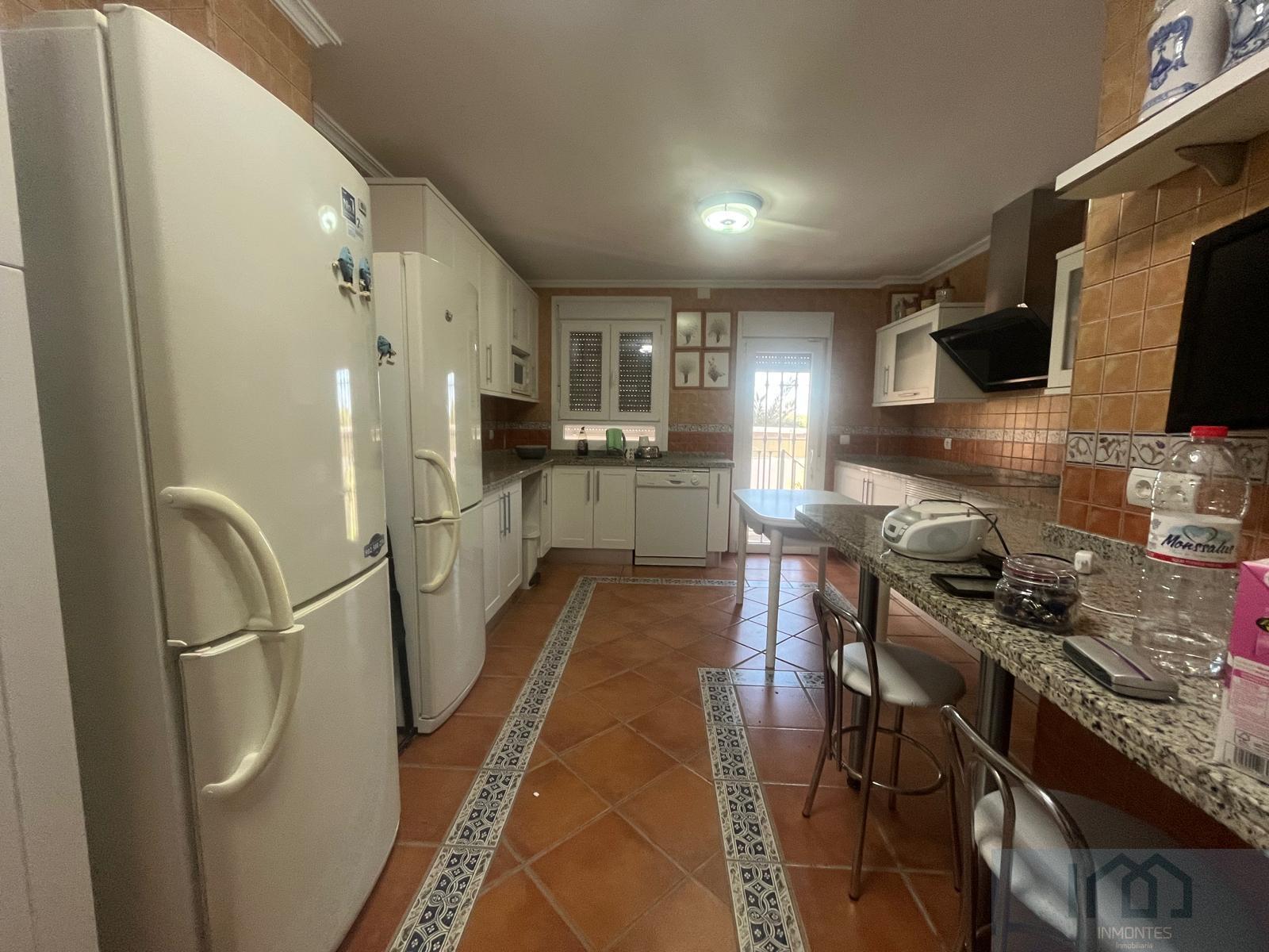 For sale of house in Espartinas