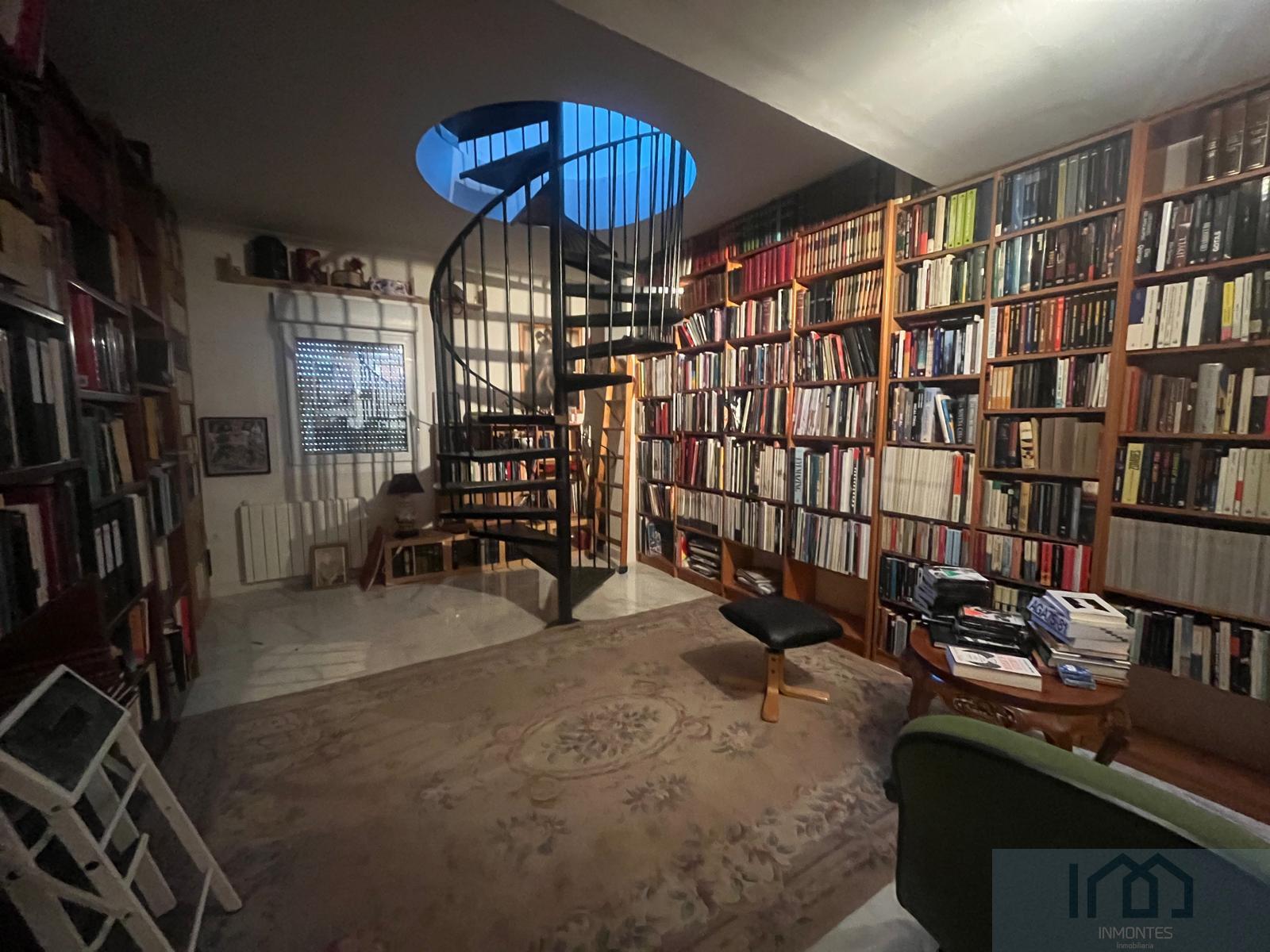For sale of house in Espartinas