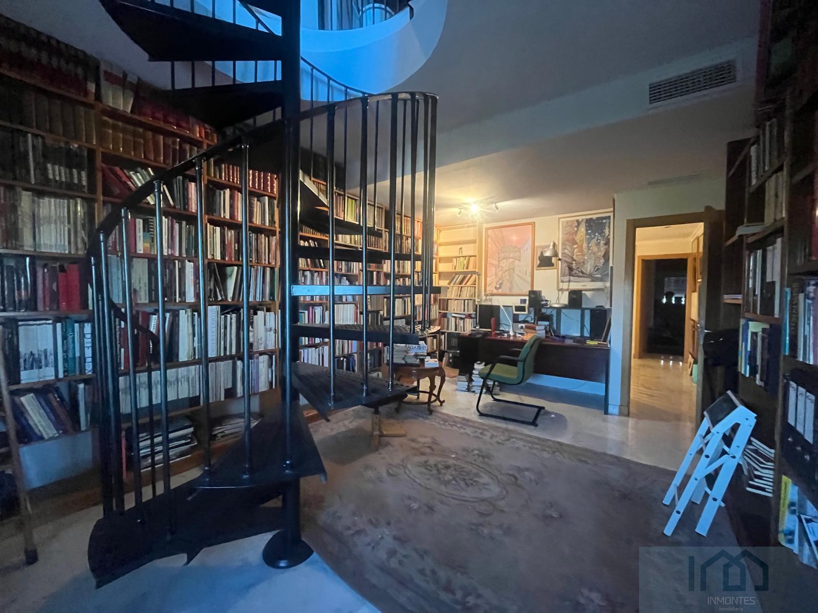For sale of house in Espartinas