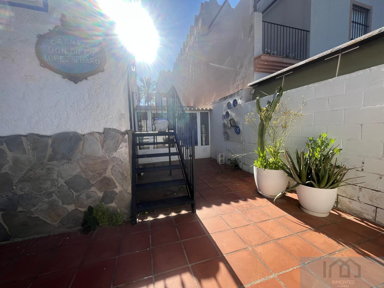 For sale of house in Espartinas