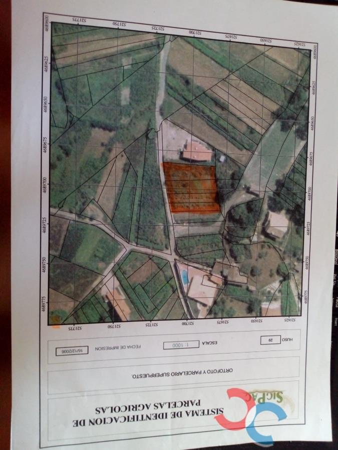 For sale of land in Marín