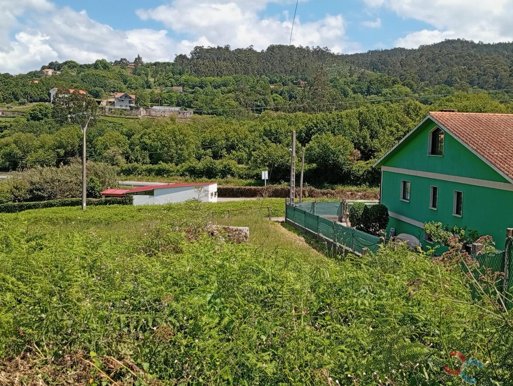 For sale of land in Marín