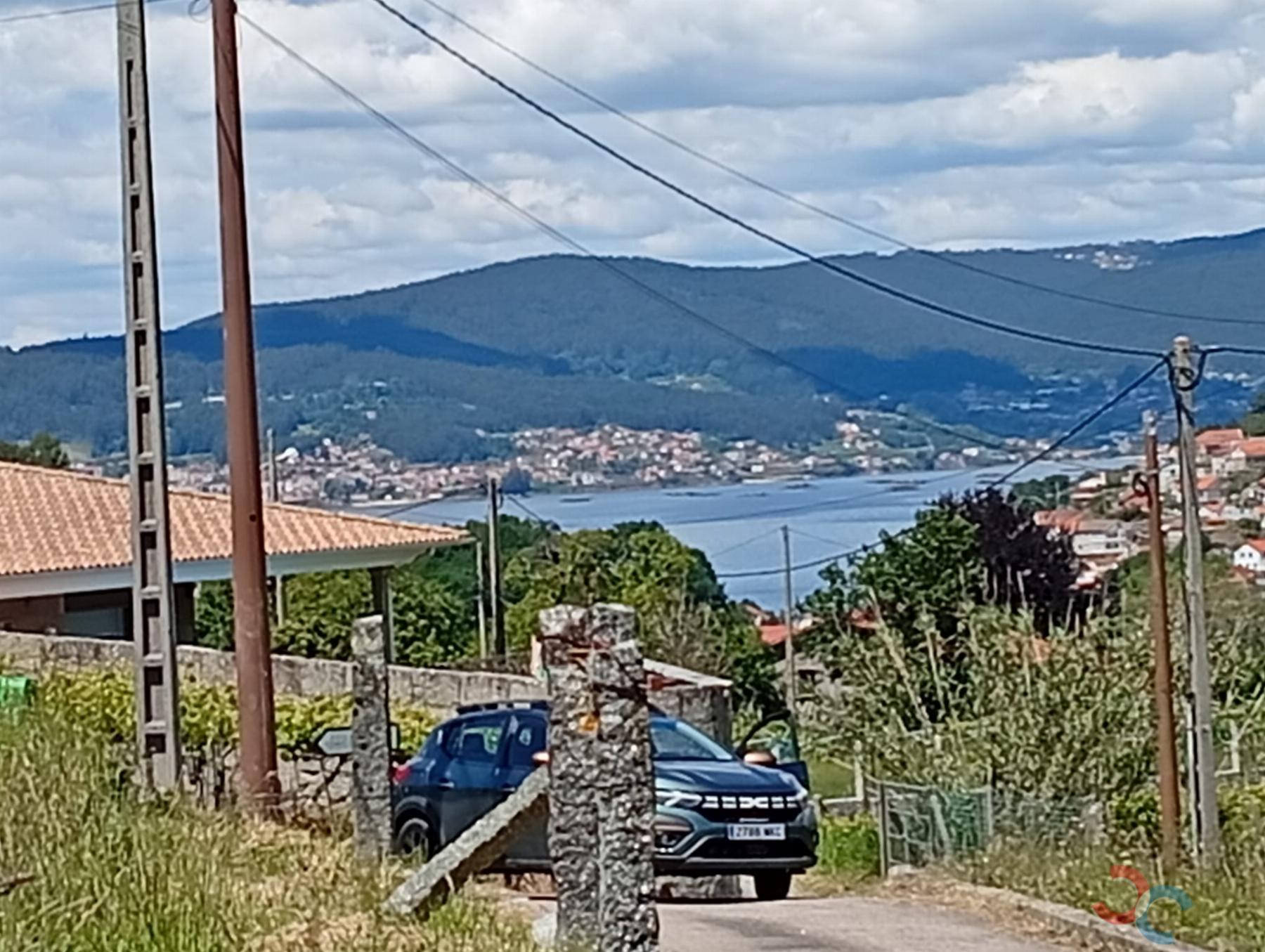 For sale of land in Marín