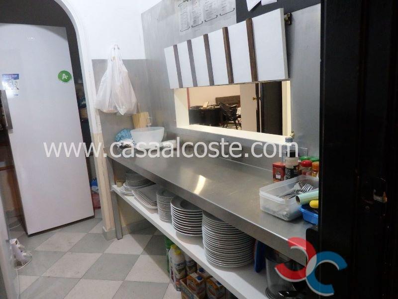 Venta de local en Marín