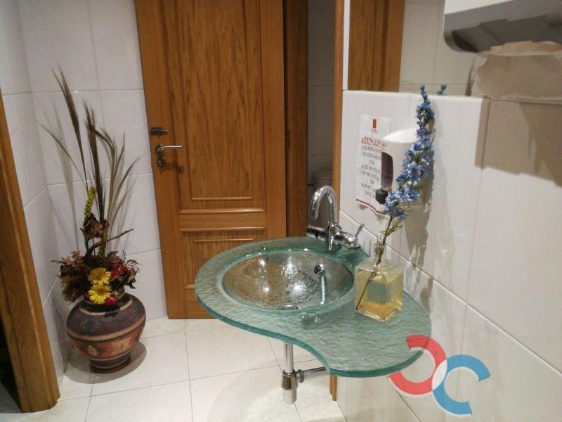 Venta de local en Marín