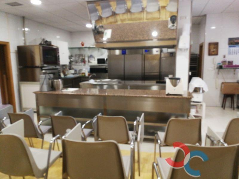 Venta de local en Marín