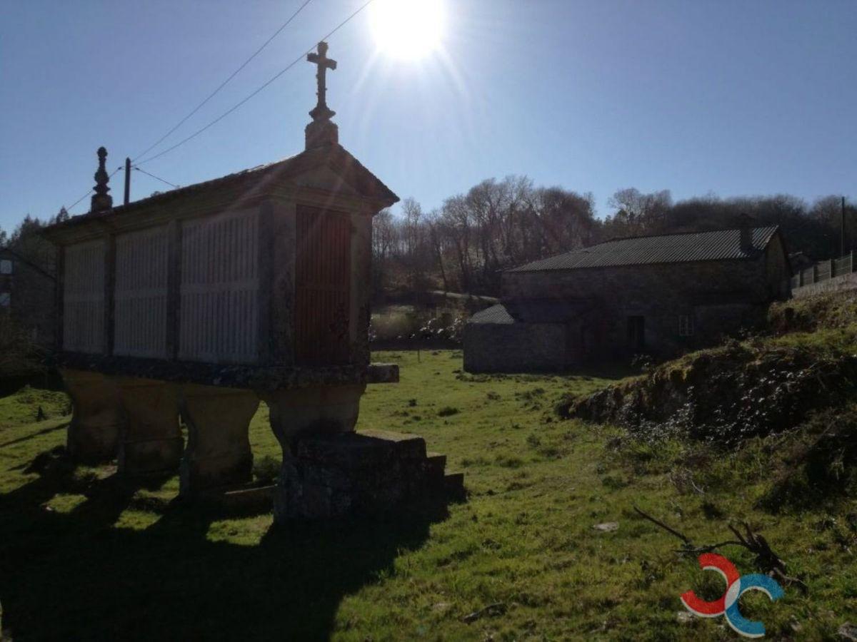 Venta de casa en A Estrada