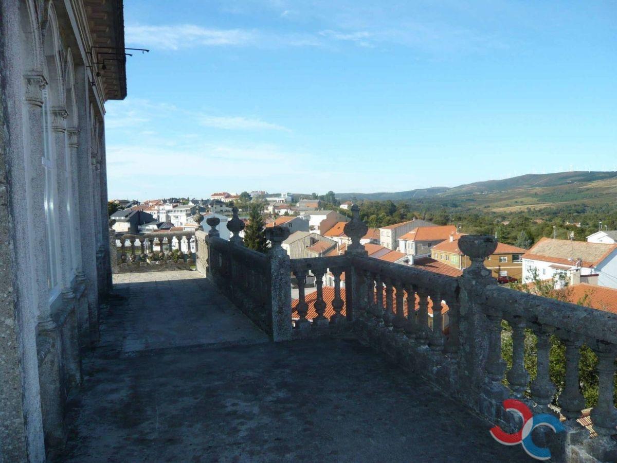 For sale of house in Forcarei