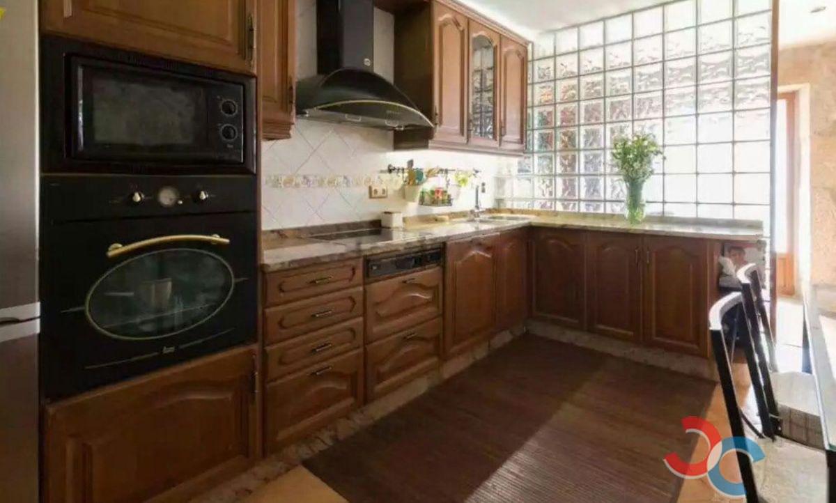 For sale of chalet in Barro