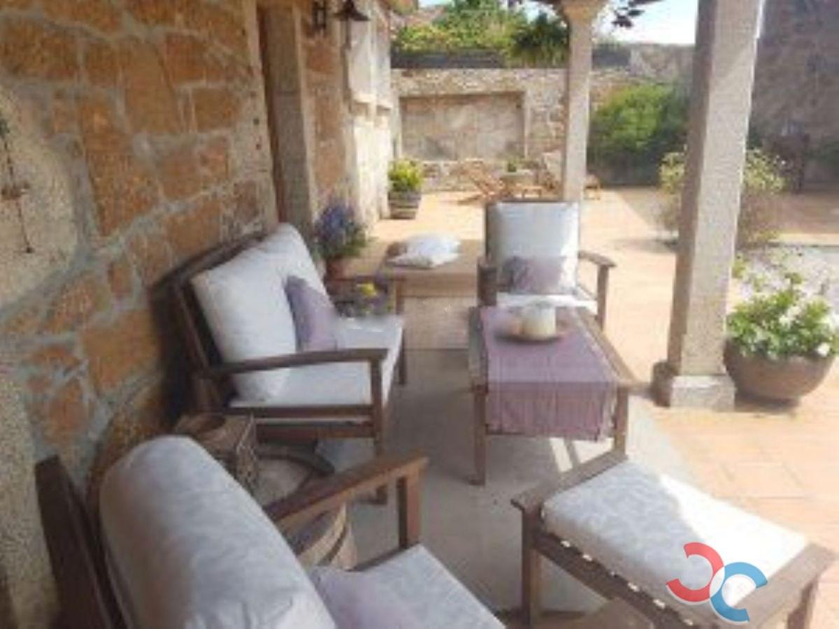 For sale of chalet in Barro