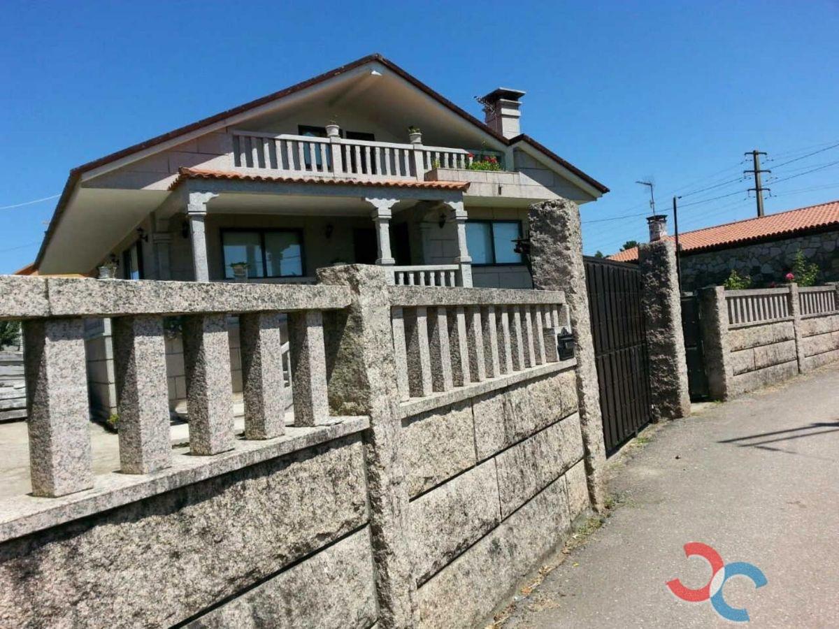 For sale of chalet in Tui