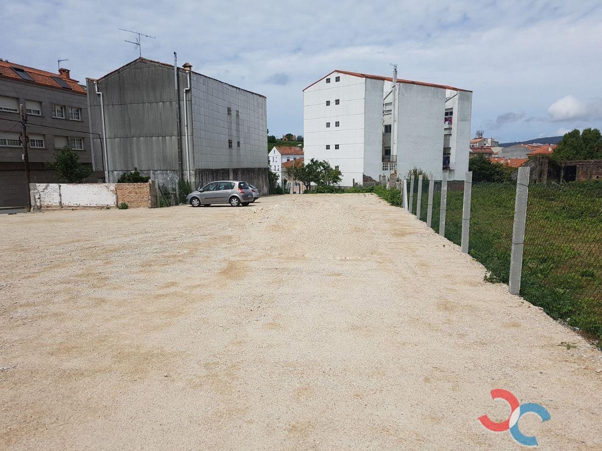 Venta de terreno en Marín