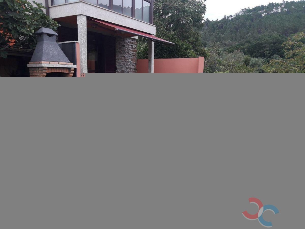 Venta de chalet en Ribadavia