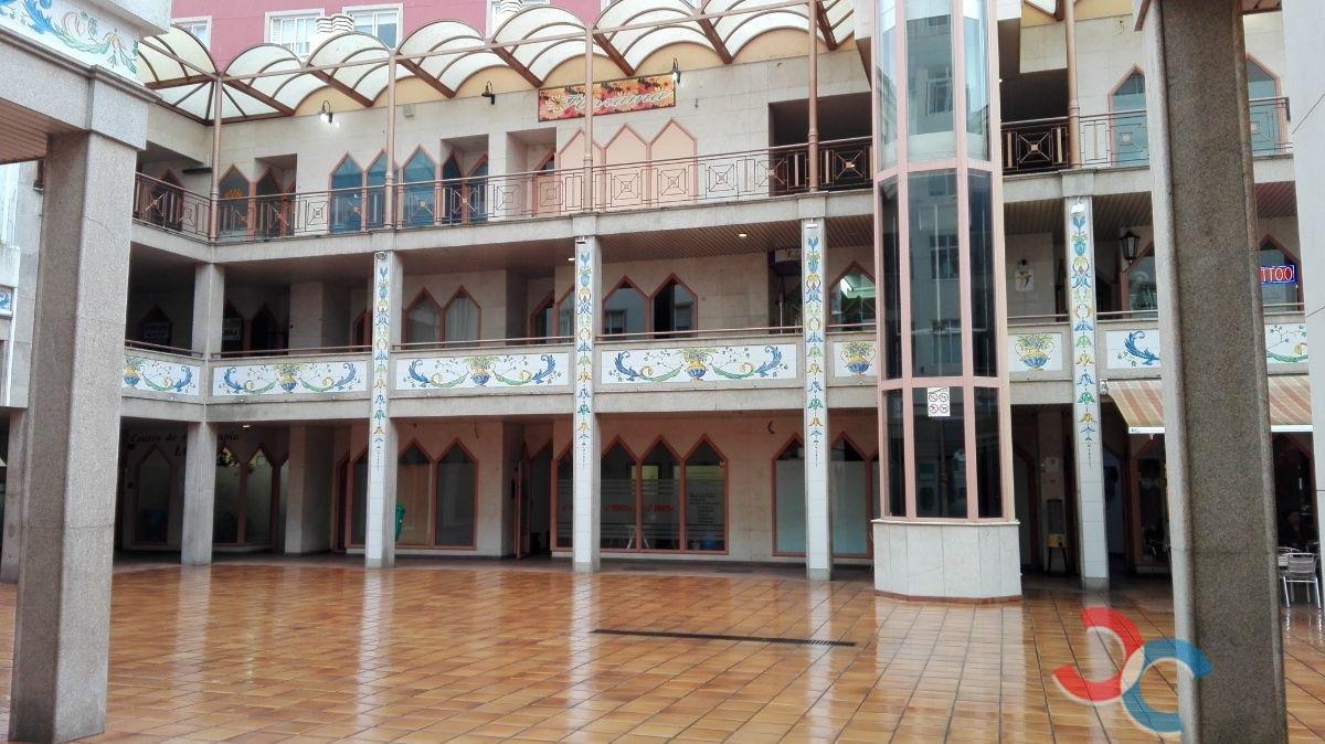 Venta de local en Marín