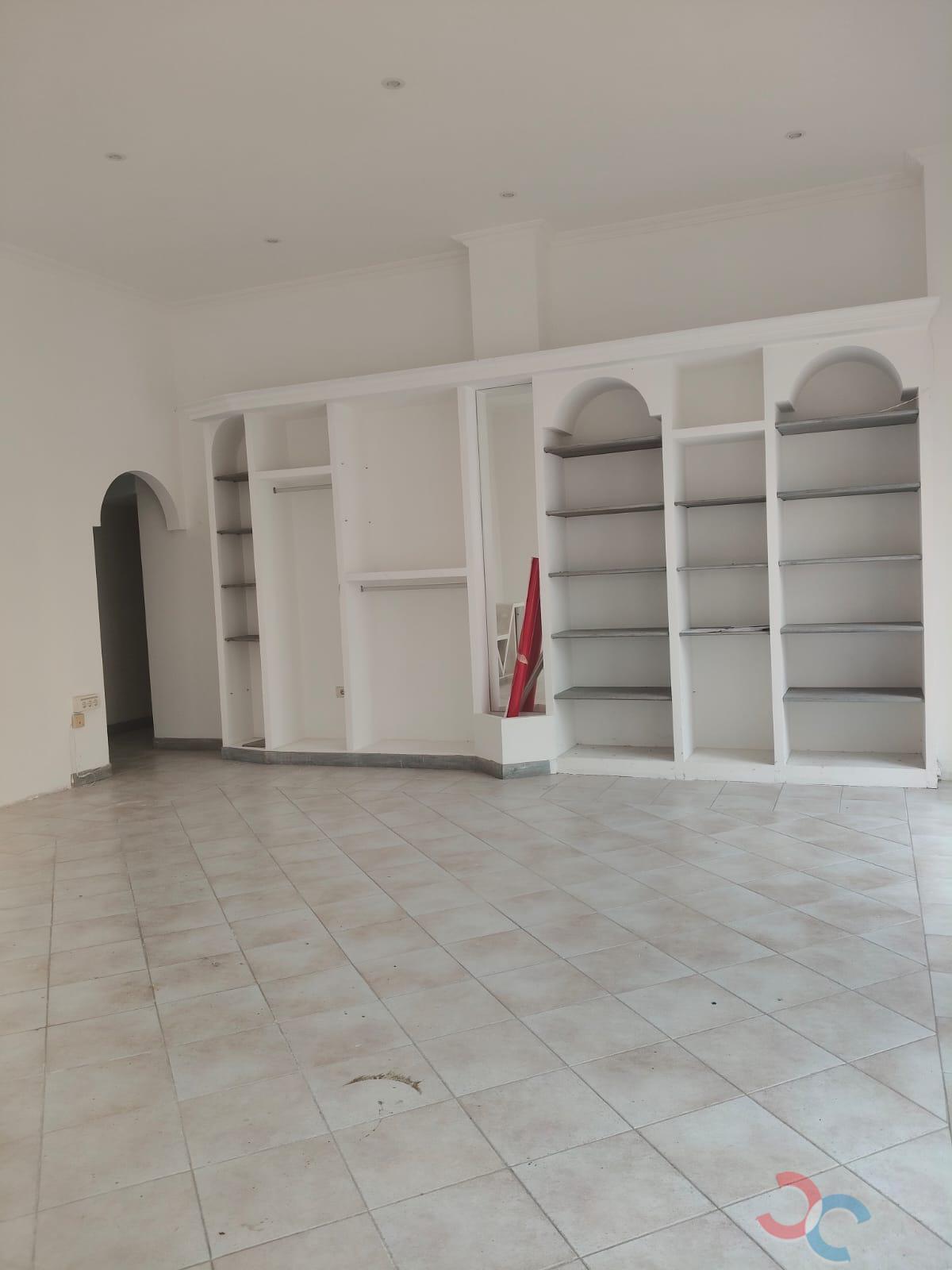 For sale of commercial in Marín