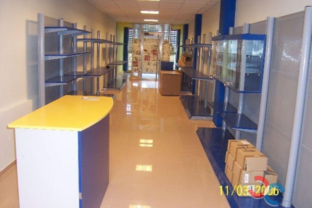 Venda de local comercial em Marín