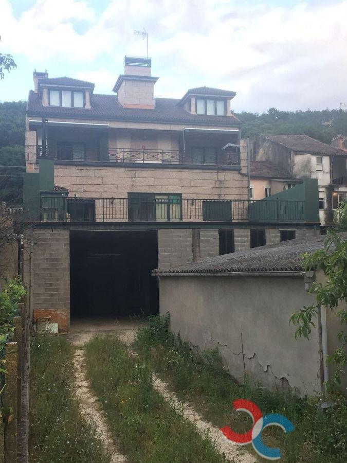 Venta de chalet en Ribadavia