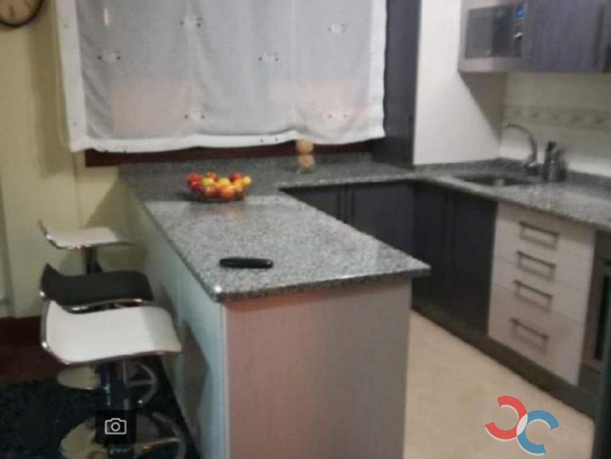 For sale of flat in Barro