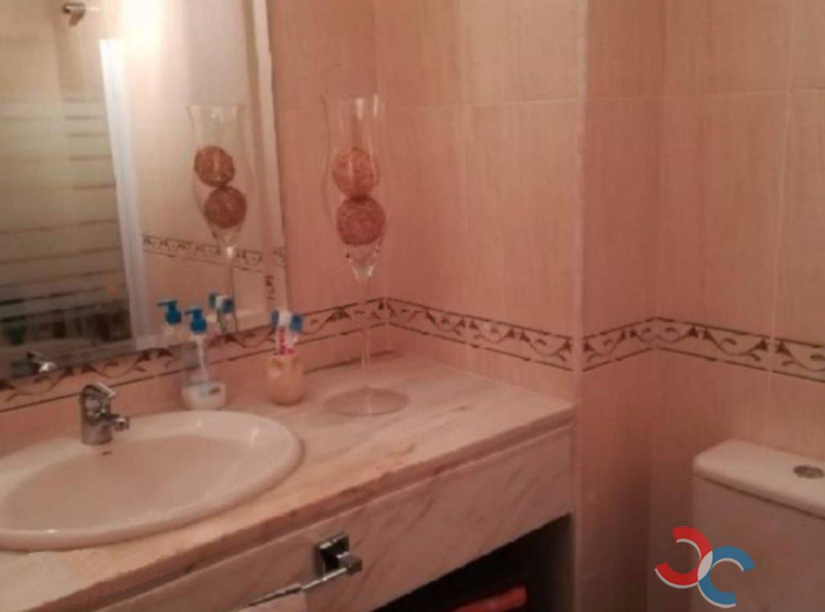 For sale of flat in Barro